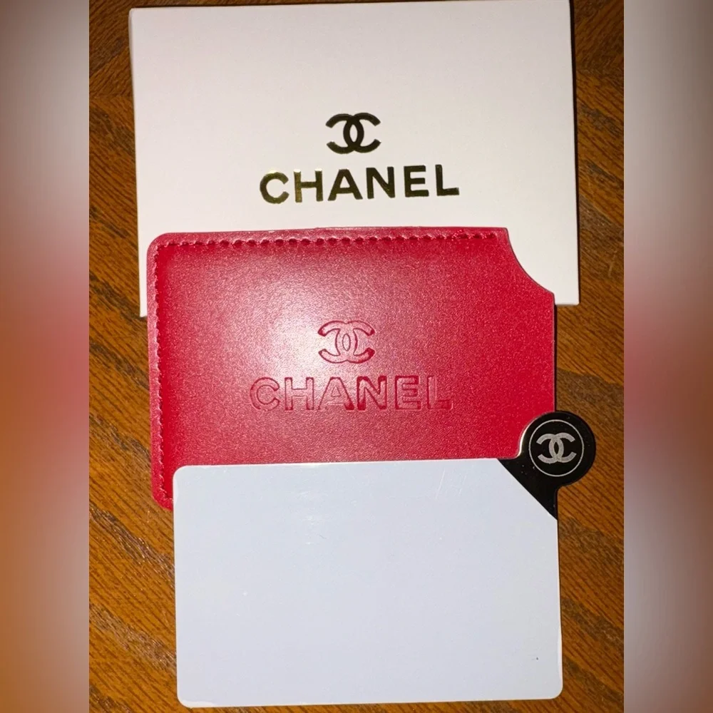 CHANEL Mirror and Skincare Set